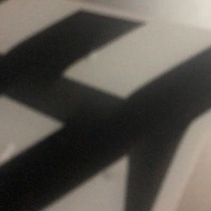 Meet your Posher, Cj